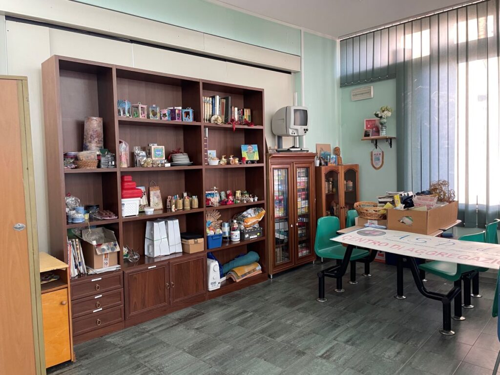 I locali ASP con i lavori realizzati dai soci